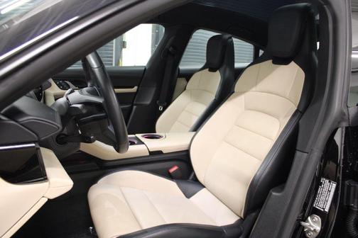 2025 Porsche Taycan Base