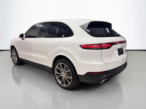 White 2020 Porsche Cayenne Base
