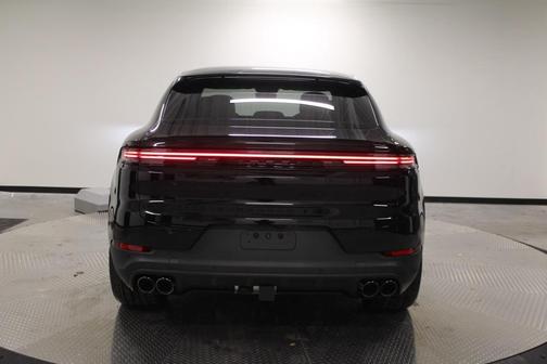 2026 Porsche Cayenne AWD