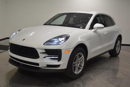 2021 Porsche Macan Base