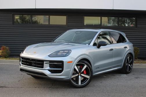 2026 Porsche Cayenne GTS
