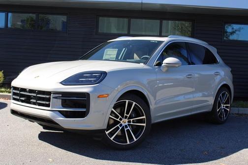 2026 Porsche Cayenne Base