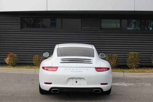2013 Porsche 911 Carrera