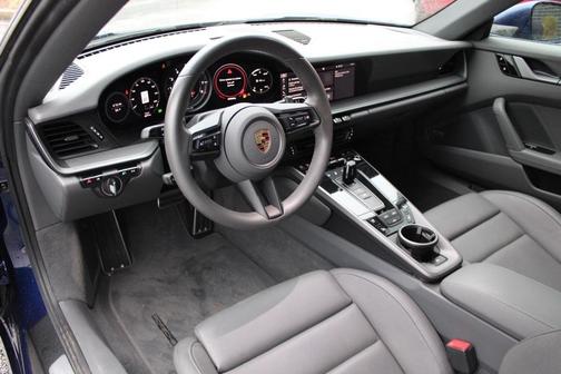 2020 Porsche 911 Carrera 4S