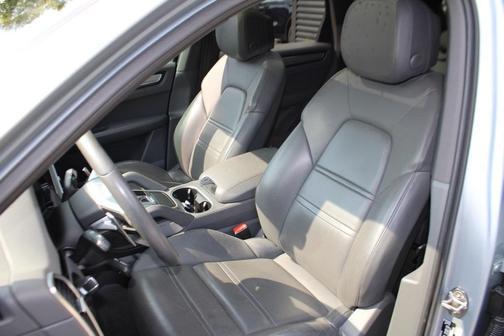 2021 Porsche Cayenne S