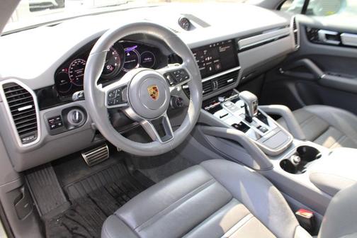 2021 Porsche Cayenne S