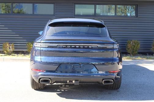 2026 Porsche Cayenne AWD