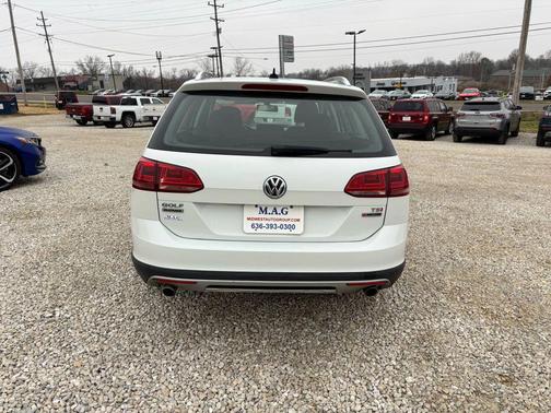 2017 Volkswagen Golf Alltrack TSI SEL