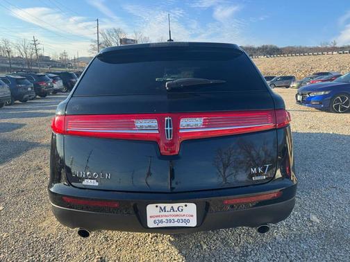 2017 Lincoln MKT Livery