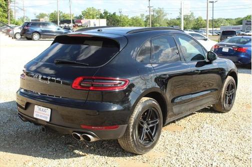 2018 Porsche Macan Base