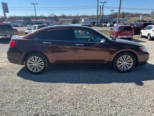 2012 Chrysler 200 Limited