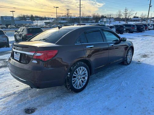 2012 Chrysler 200 Limited