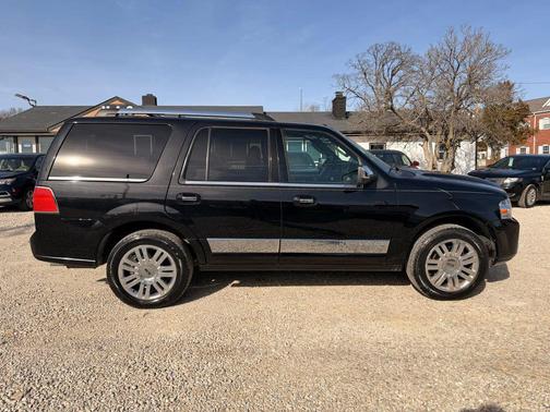 2012 Lincoln Navigator L
