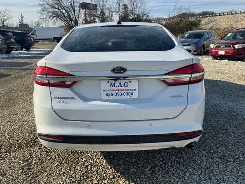 2017 Ford Fusion SE