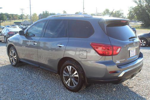 2018 Nissan Pathfinder S