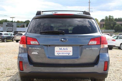 2013 Subaru Outback 2.5i Premium