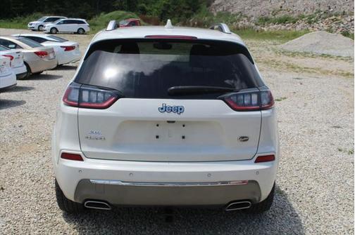 2019 Jeep Cherokee Overland