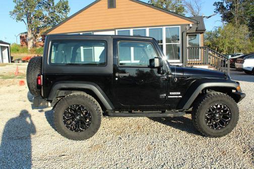 2017 Jeep Wrangler Sport