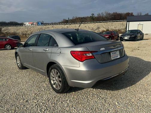 2013 Chrysler 200 Touring
