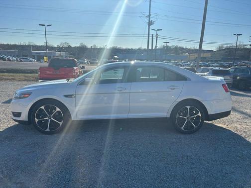 2014 Ford Taurus SEL