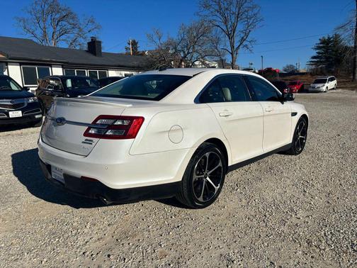 2014 Ford Taurus SEL