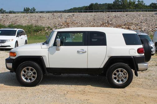 2012 Toyota FJ Cruiser Base