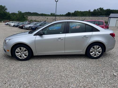 Silver Ice Metallic 2016 Chevrolet Cruze Limited LS
