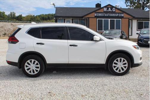 2017 Nissan Rogue S