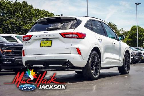 2024 Ford Escape ST-LINE ELITE