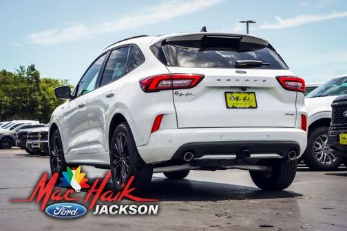 2024 Ford Escape ST-LINE ELITE