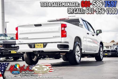 2023 Chevrolet Silverado 1500 CUSTOM