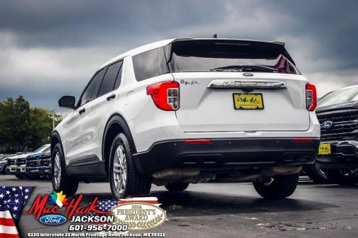 2022 Ford Explorer BASE