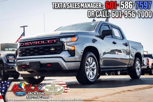 2025 Chevrolet Silverado 1500 CUSTOM