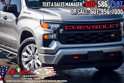 2025 Chevrolet Silverado 1500 CUSTOM