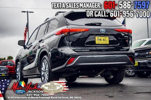 2022 Toyota Highlander LIMITED