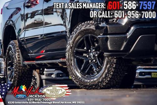 2024 Chevrolet Silverado 1500 CUSTOM TRAIL BOSS