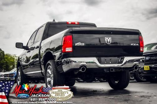 2018 RAM 1500 SLT