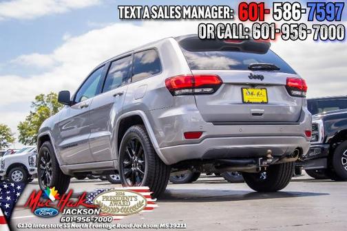 Billet Silver Metallic Clearcoat 2021 Jeep Grand Cherokee LAREDO