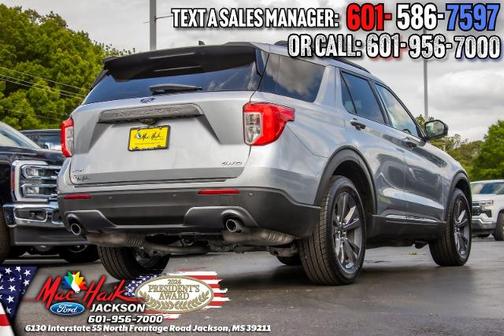 ICONIC SILVER METALLIC 2022 Ford Explorer XLT