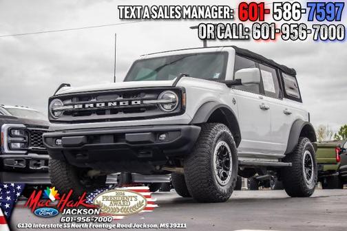 OXFORD WHITE 2022 Ford Bronco OUTER BANKS