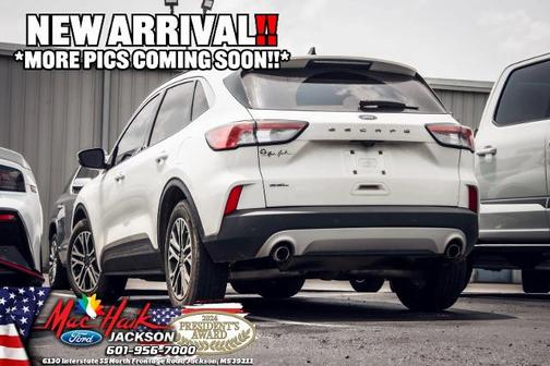 2022 Ford Escape SEL