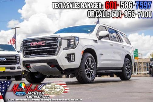 Summit White 2023 GMC Yukon AT4