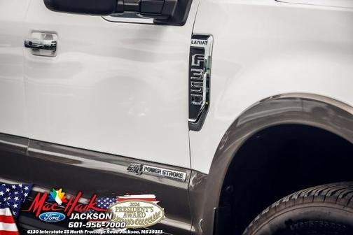 2022 Ford F-350 LARIAT SUPER DUTY