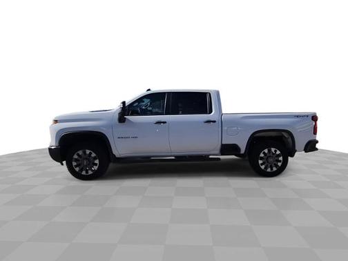 Summit White 2025 Chevrolet Silverado 2500 CUSTOM