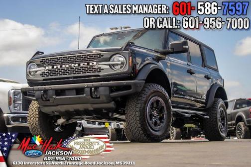 SHADOW BLACK 2022 Ford Bronco BADLANDS