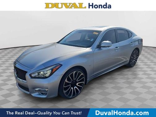 2015 INFINITI Q70 3.7