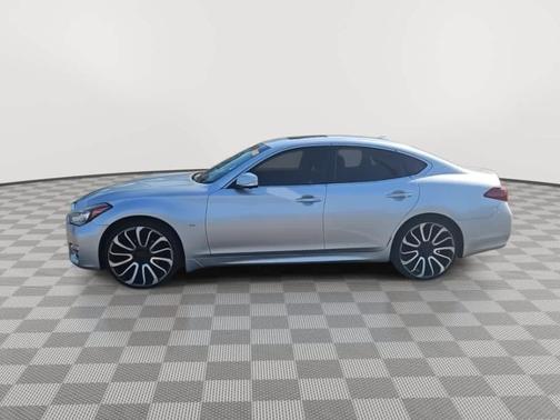 2015 INFINITI Q70 3.7