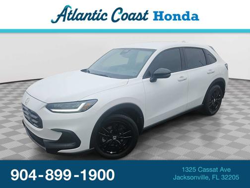 Platinum White Pearl 2027 Honda HR-V