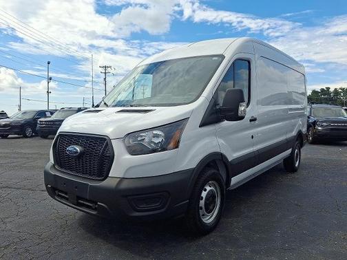 2024 Ford Transit-250 148 WB MEDIUM ROOF CARGO