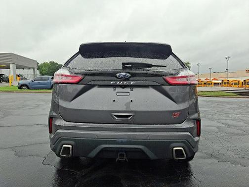 2024 Ford Edge ST